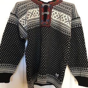 Dale of Norway 100 percent New Wool Sweater.